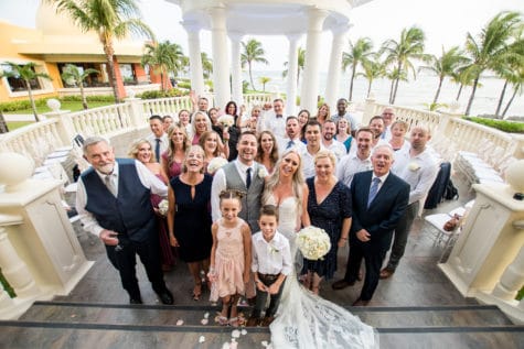 group photo from a mexico wedding